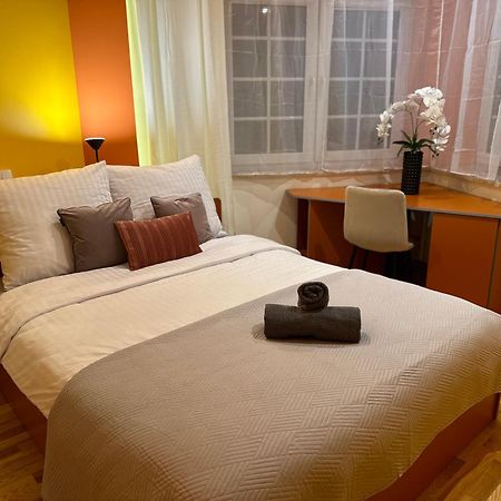 Large, Luxury Condo With Sauna Пжемысл Экстерьер фото