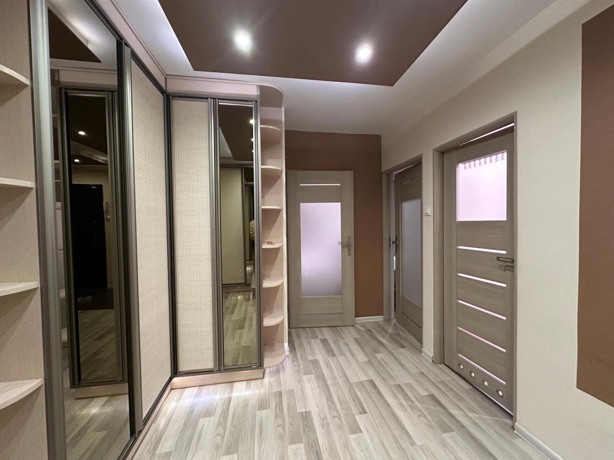 Large, Luxury Condo With Sauna Пжемысл Экстерьер фото